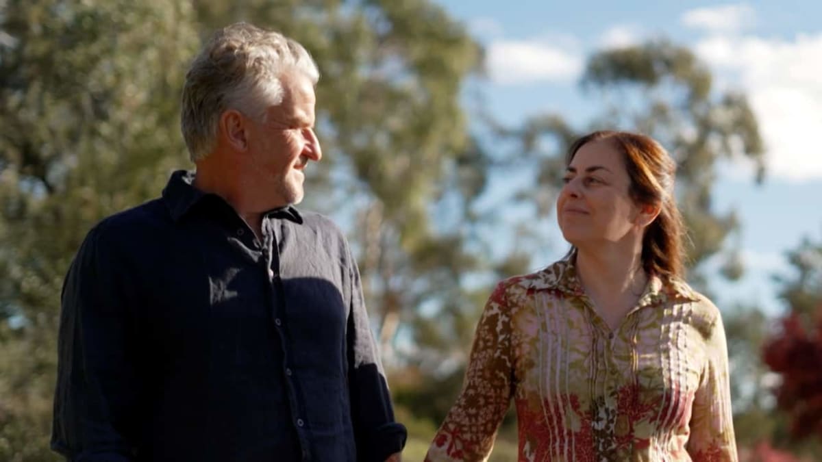 Australian Couples Find Love Without Moving In Together - Image 3