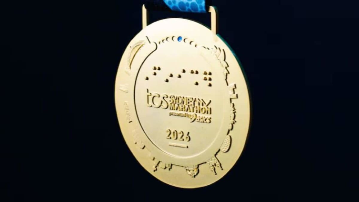 Sydney Marathon's Medal Mixup Becomes Collector's Item