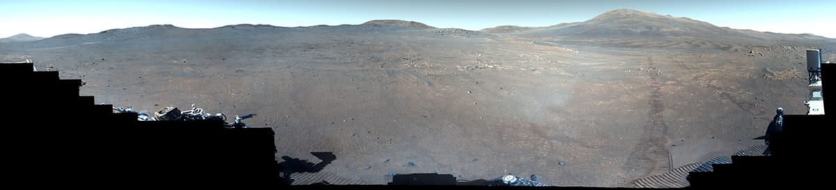 Mars Rover Captures 4.5 Billion Year Old Rocks on Crater Rim - Image 4