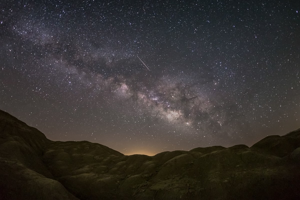 April Brings Bright Comet, Meteor Shower, and Mercury Show - Image 4