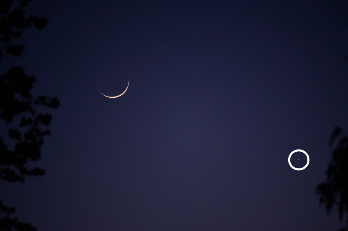 April Brings Bright Comet, Meteor Shower, and Mercury Show - Image 3