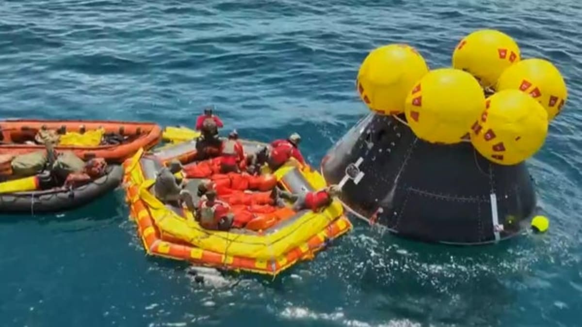 Elite Air Force Rescue Team Ready for Artemis II Moon Launch - Image 2