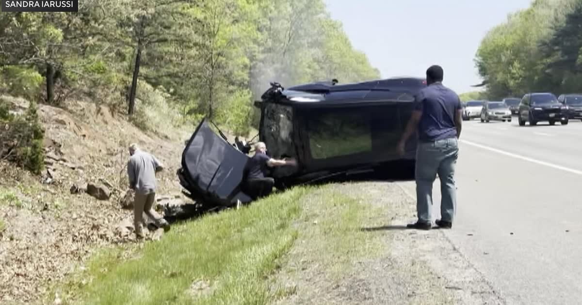 Strangers Rescue 2 From Burning EV on Massachusetts Highway