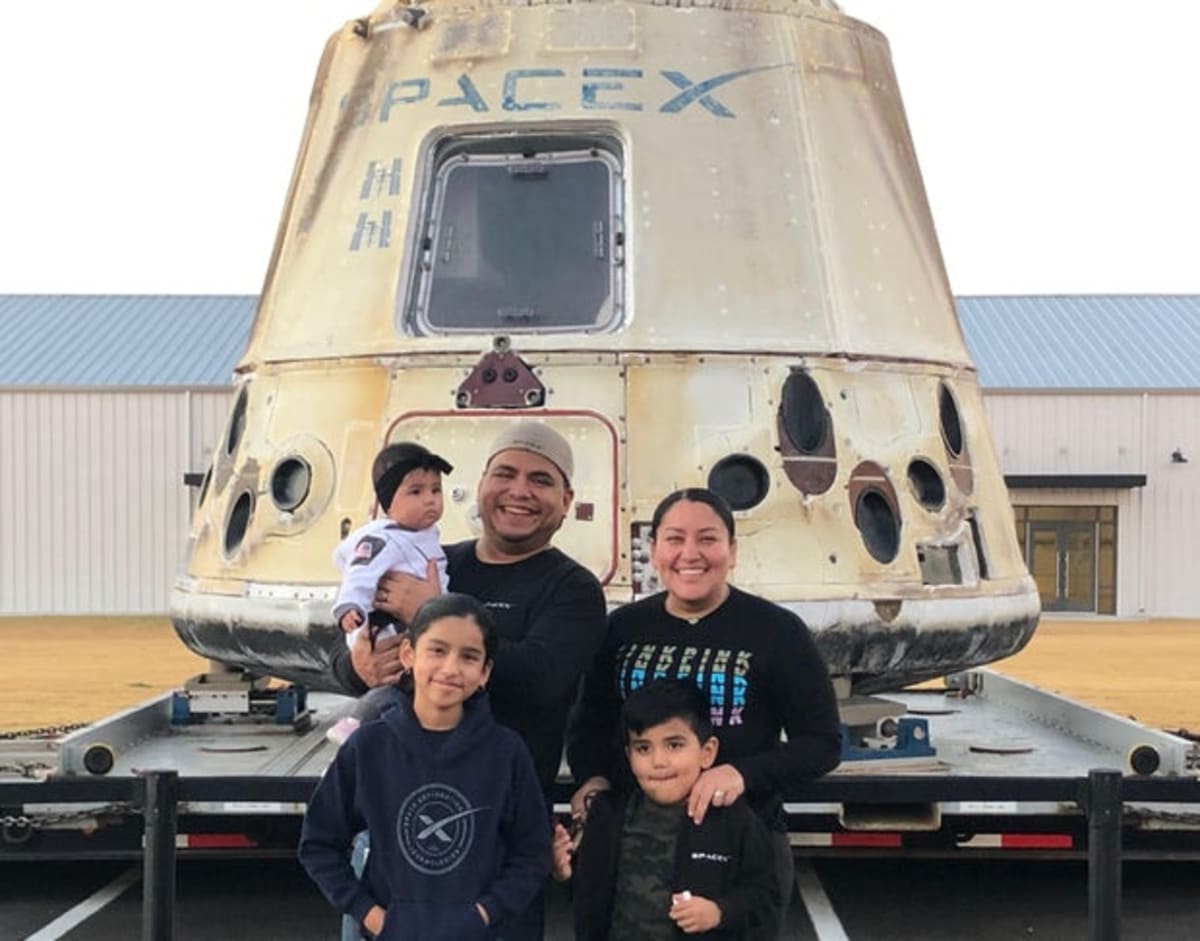 SpaceX Welder's $10K Stock Grant Now Worth Over $1 Million - Image 3