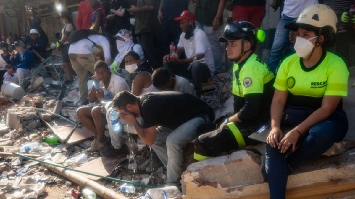 South Florida Volunteers Rally Aid for Colombia Quake Victims - Image 3