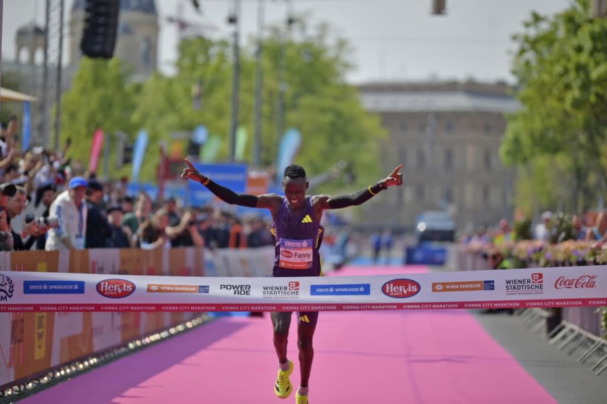 Paralympic Champ Tigist Gezahagn Breaks Vienna Marathon Record - Image 2