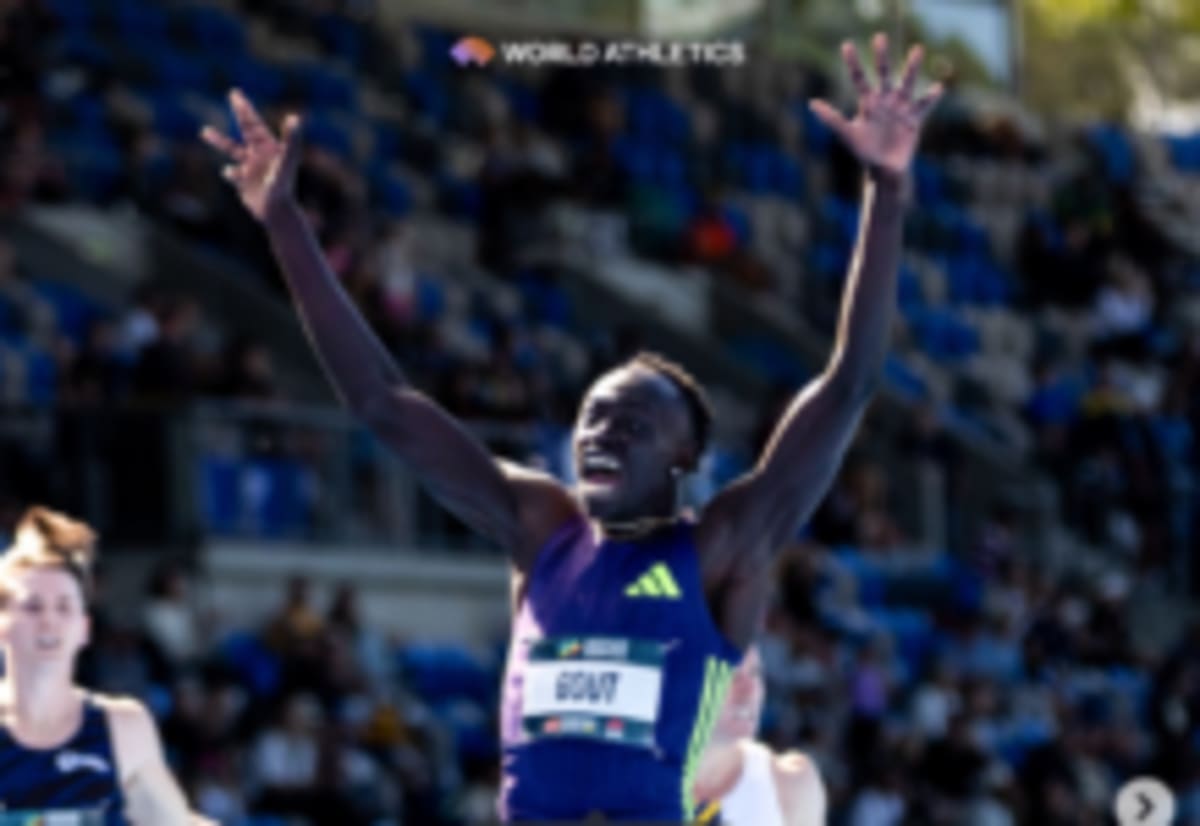 Italian Runner Makes History at Paris Marathon - Image 3