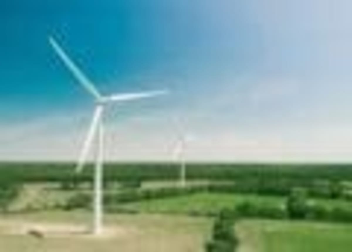 NYC Inventor's Vibrating Windbelt Powers Lights With No Blades - Image 2