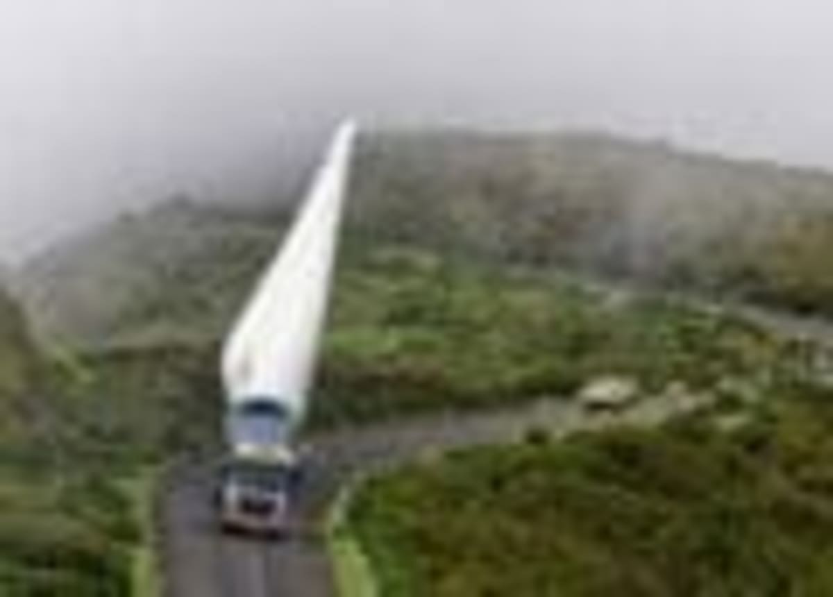 Carbon Blocks Store Wind Power for South Dakota Biofuel Plant - Image 4