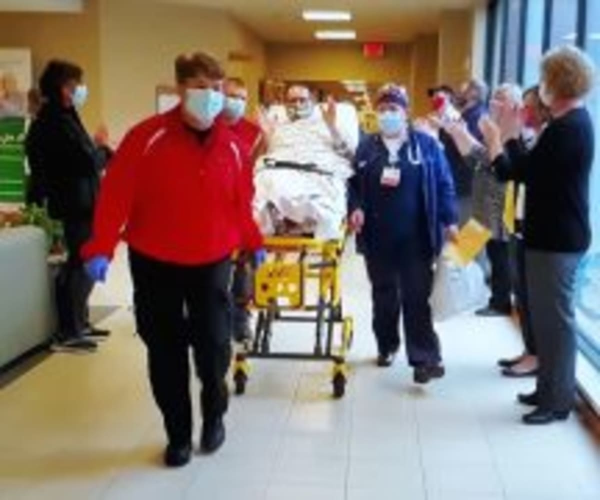 Nurse Who Beat Cancer Cuts Patient Wait Times to 19 Days - Image 3