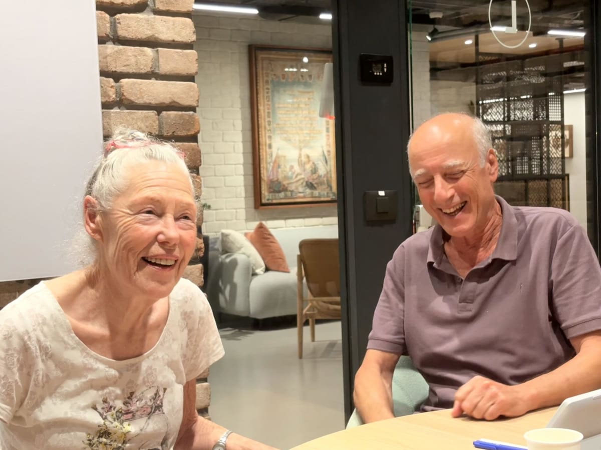 Cousins Meet After 80 Years, DNA Test Ends Holocaust Loss - Image 5
