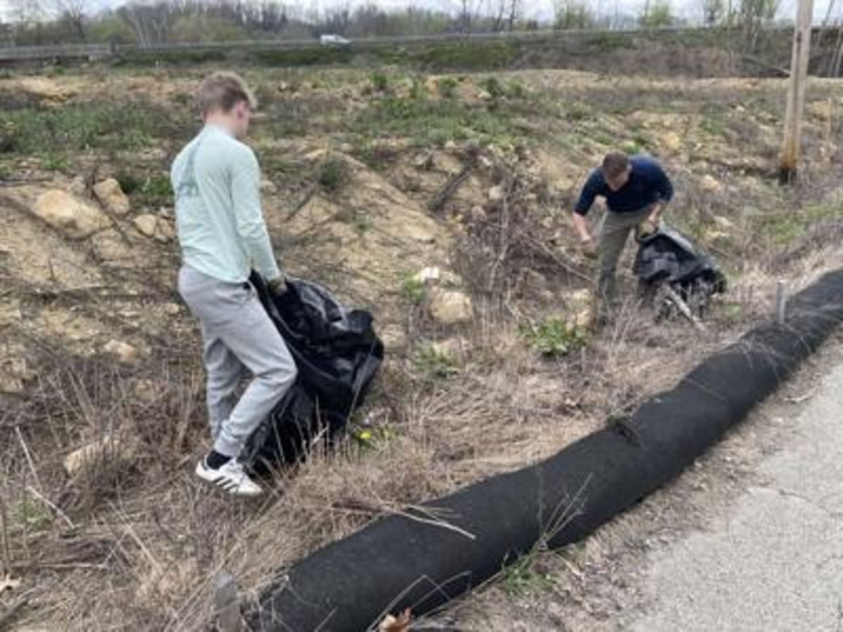Connellsville Cleanup Unites 6 Groups for City Parks - Image 3