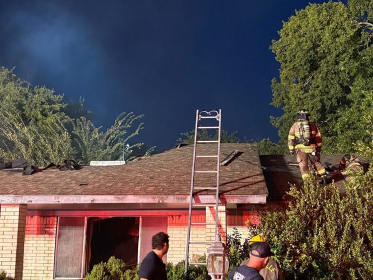 Firefighters Save Two from Gainesville House Blaze - Image 3