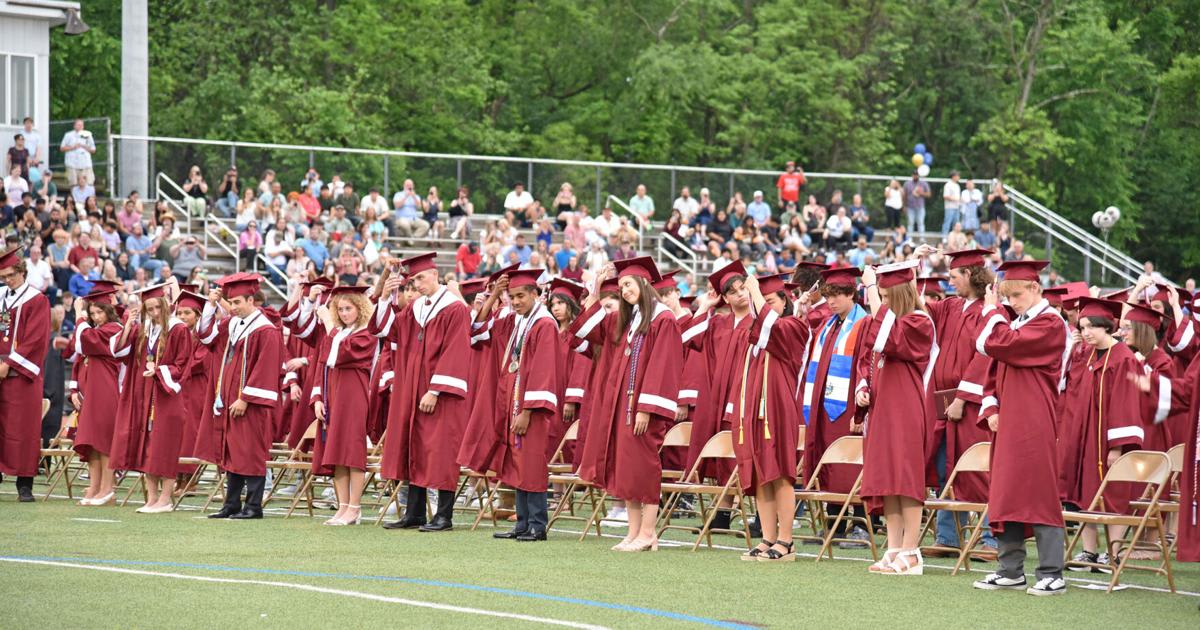 11 Gettysburg Grads Earn Biliteracy Seal in Record Year