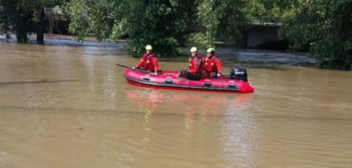 Anderson Firefighters Rescue 25 During Indiana Floods - Image 4