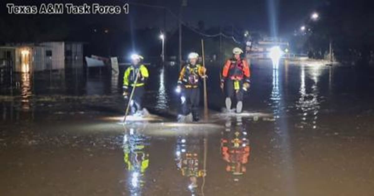 Small-Town Texas Firefighters Deploy 48 Days This Year - Image 2