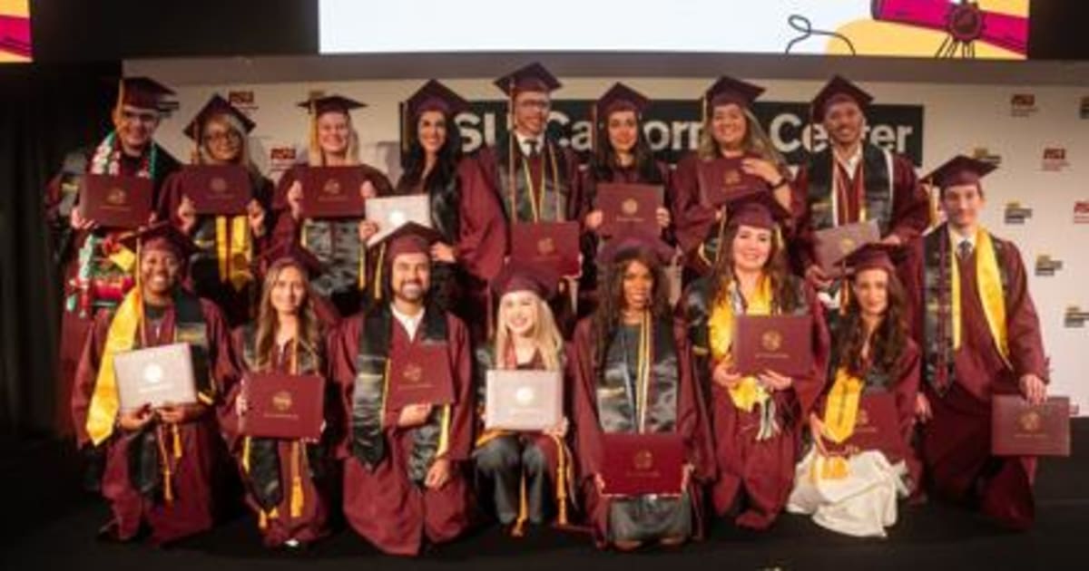 17 Graduates Prove Mentorship Model Works for Working Students - Image 2