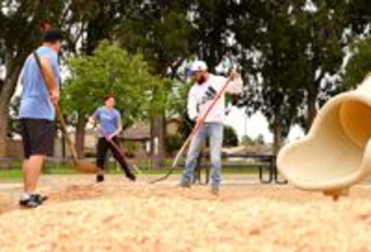 Santa Maria Seeks Volunteers for April 25 Service Day - Image 4