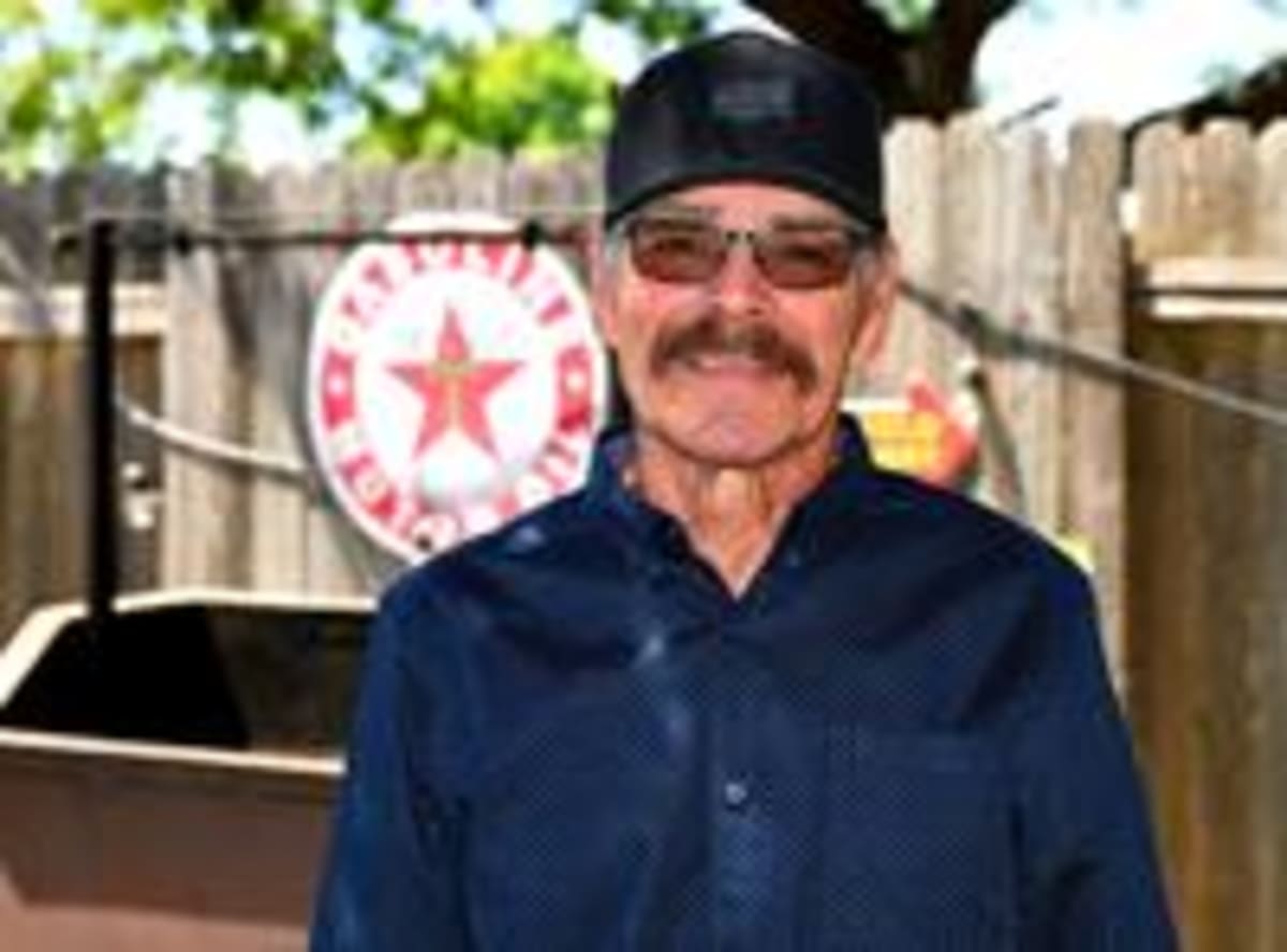 72-Year-Old Beats Two Cancers, Still BBQing for Family - Image 4