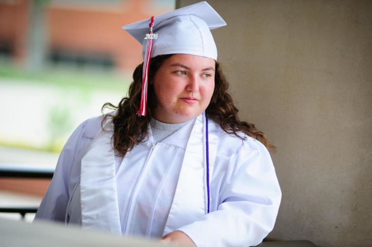 Vanoss High Graduates Record 49 Students in Ada Ceremony - Image 4
