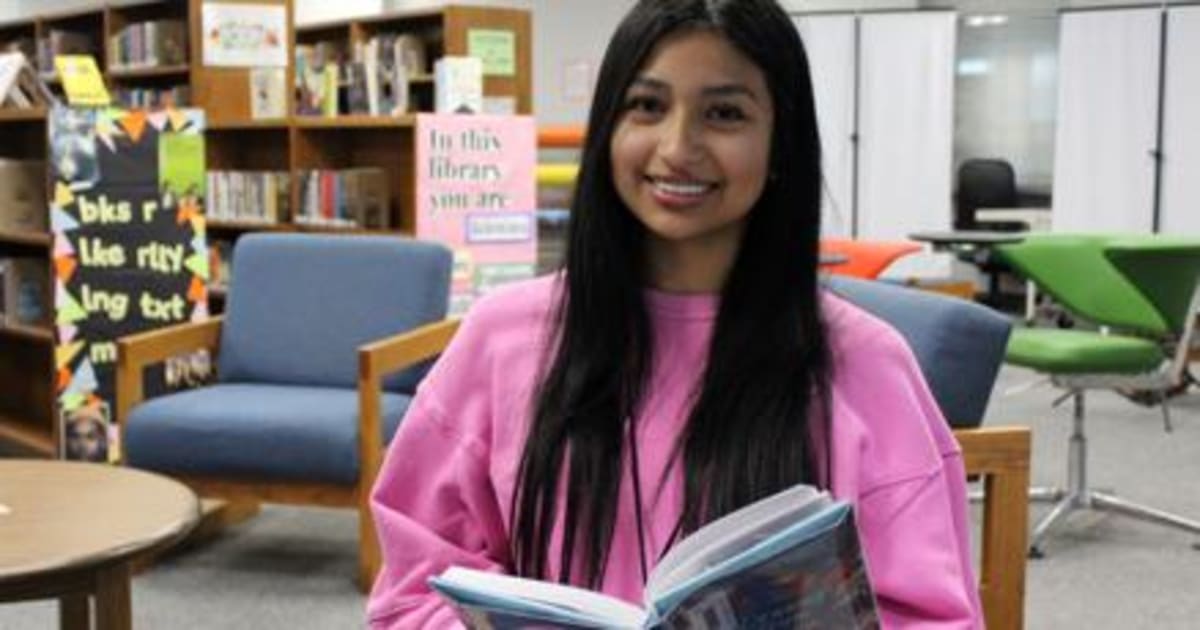Texas Teen Graduates Top 10% While Raising Two Siblings - Image 2