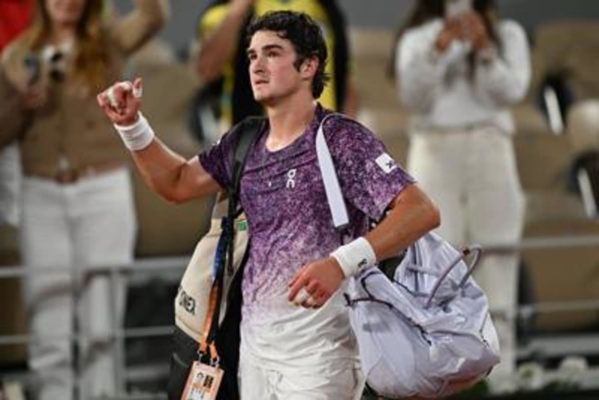 Brazil's João Fonseca, 19, Shines at French Open - Image 3