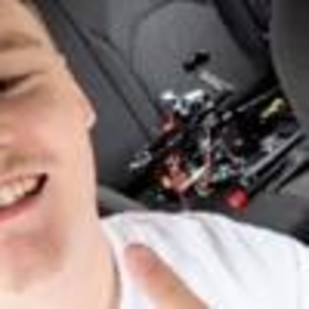 NASA's Webb and Hubble Team Up for Stunning Saturn Portrait - Image 2