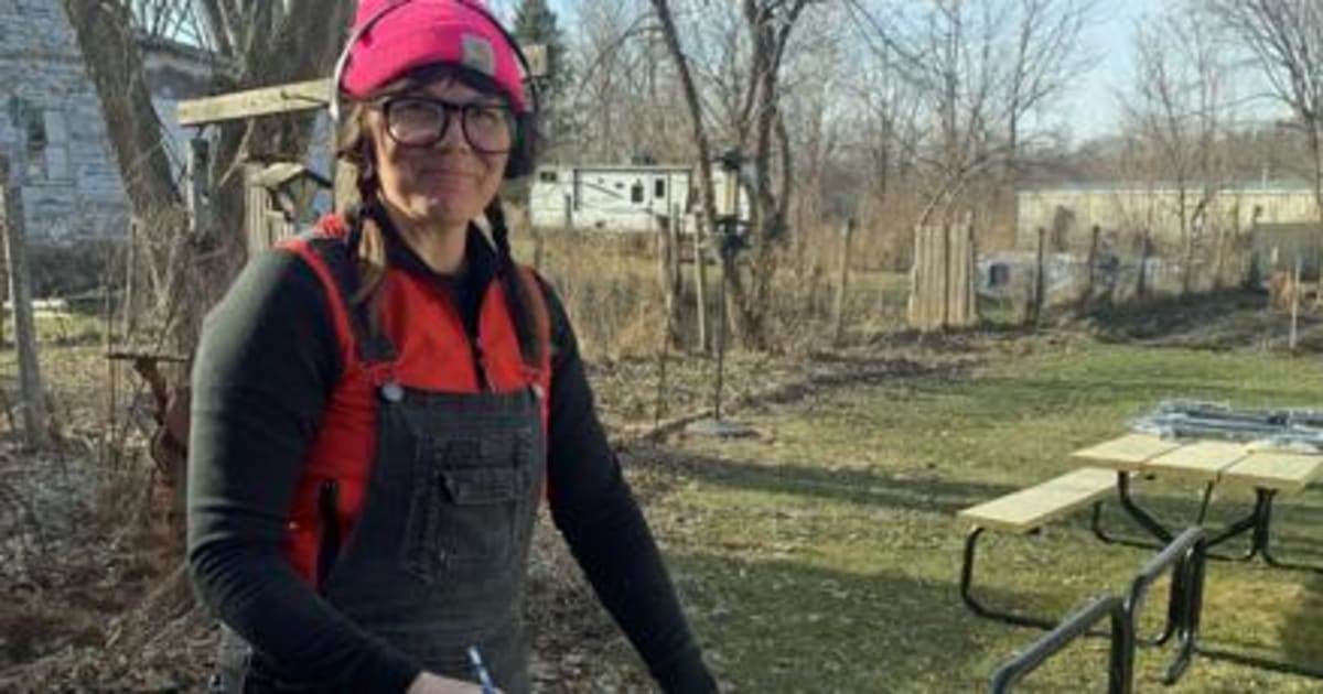 Wisconsin Habitat Volunteers Tackle Free Home Repairs - Image 2