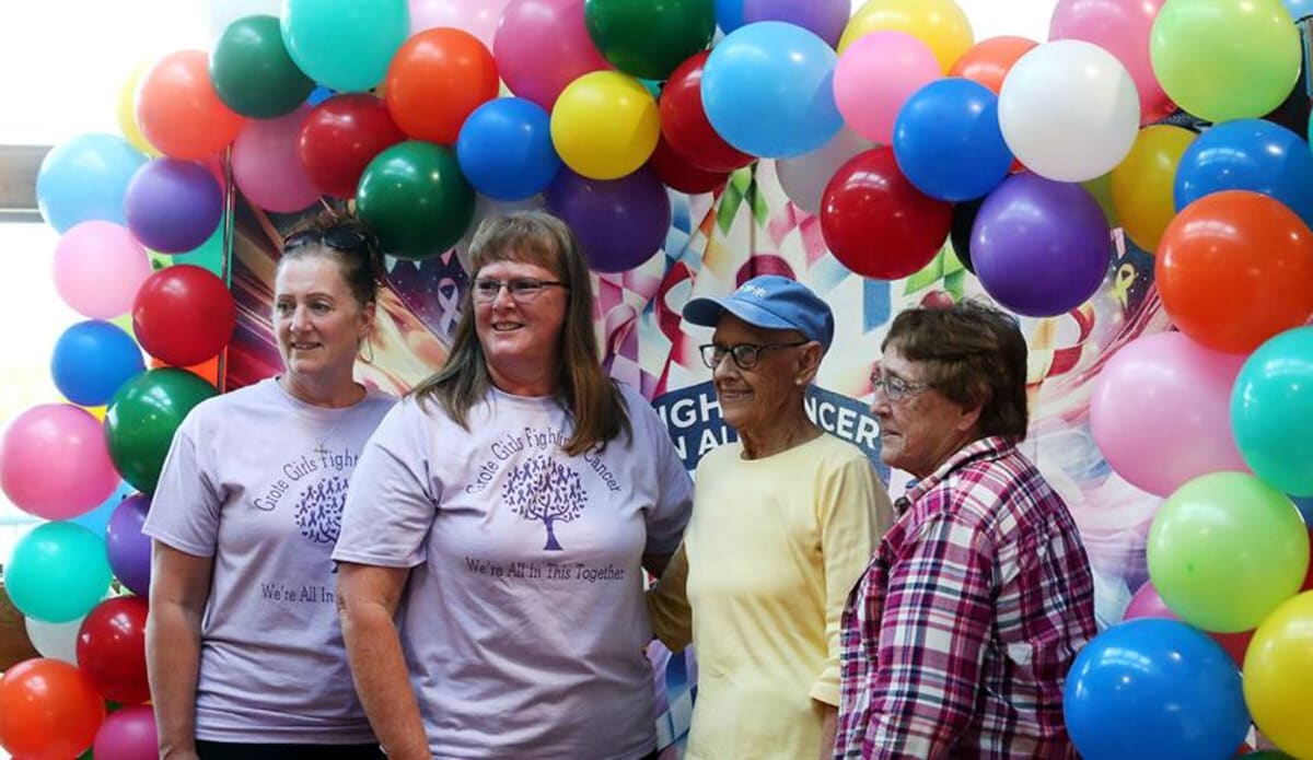 Iowa Cancer Survivors Ring Victory Bell at Swan Lake Event - Image 5