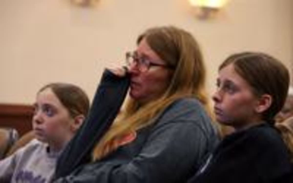 Holocaust Survivor Finds Joy After Decades of Depression - Image 4