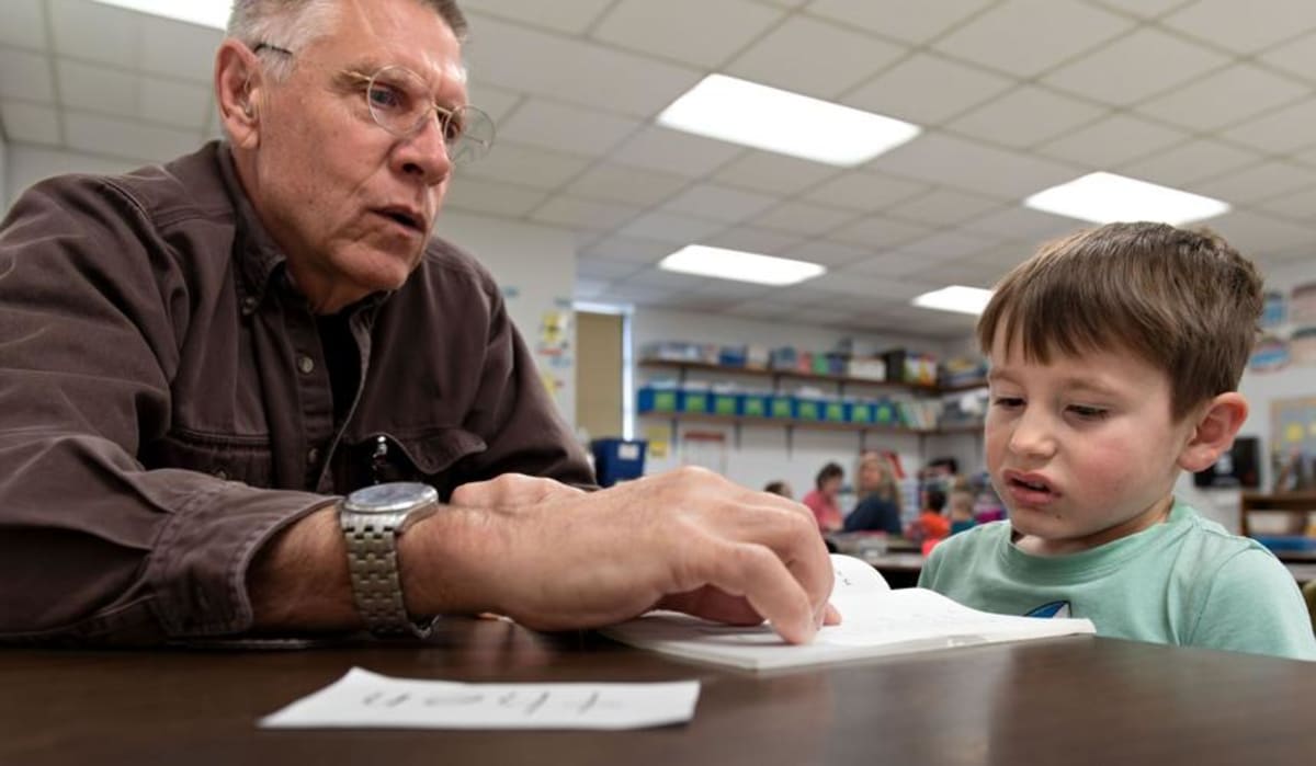 45 Volunteers Help 250 Kids Learn to Read in Virginia - Image 4