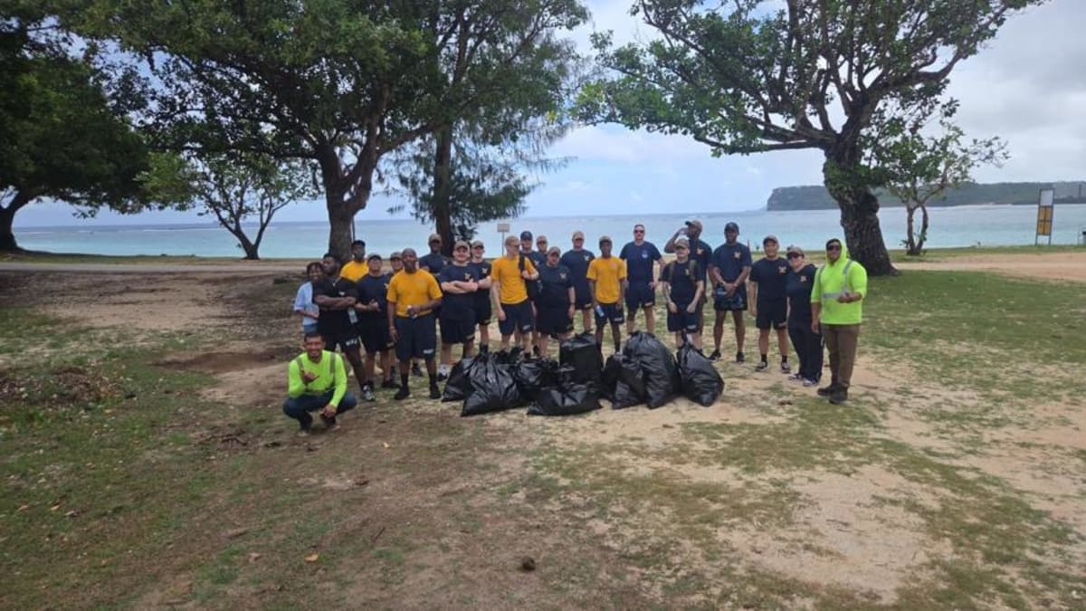 22 Navy Sailors Clean Guam Beach on Shore Leave - Image 5