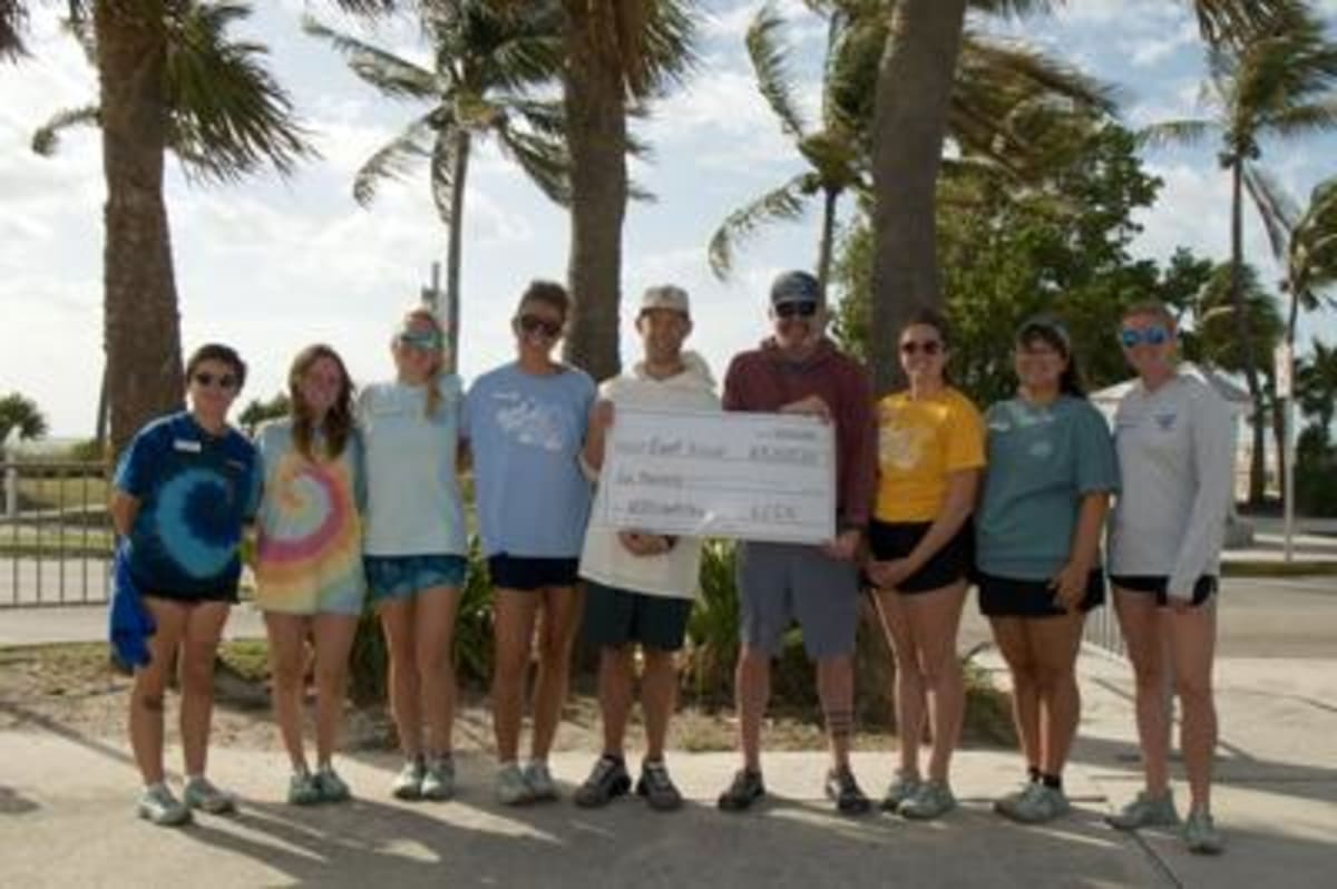 200 Volunteers Remove 4,479 Pounds of Trash in Key West - Image 4