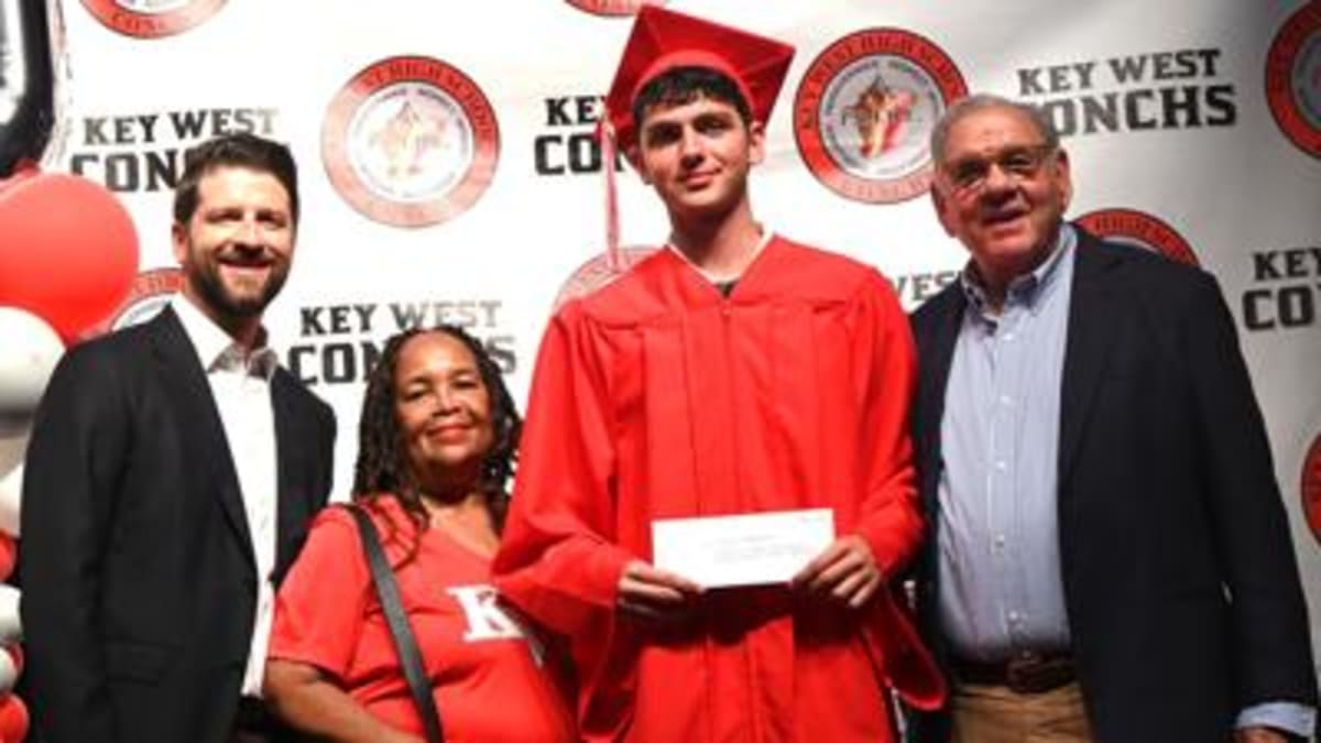 Key West Scholarship Honors Beloved Coach for Second Year - Image 5