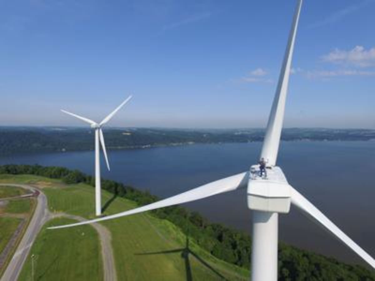 Lancaster's Giant Windmills Powered 15 Years of Ice Cream - Image 3