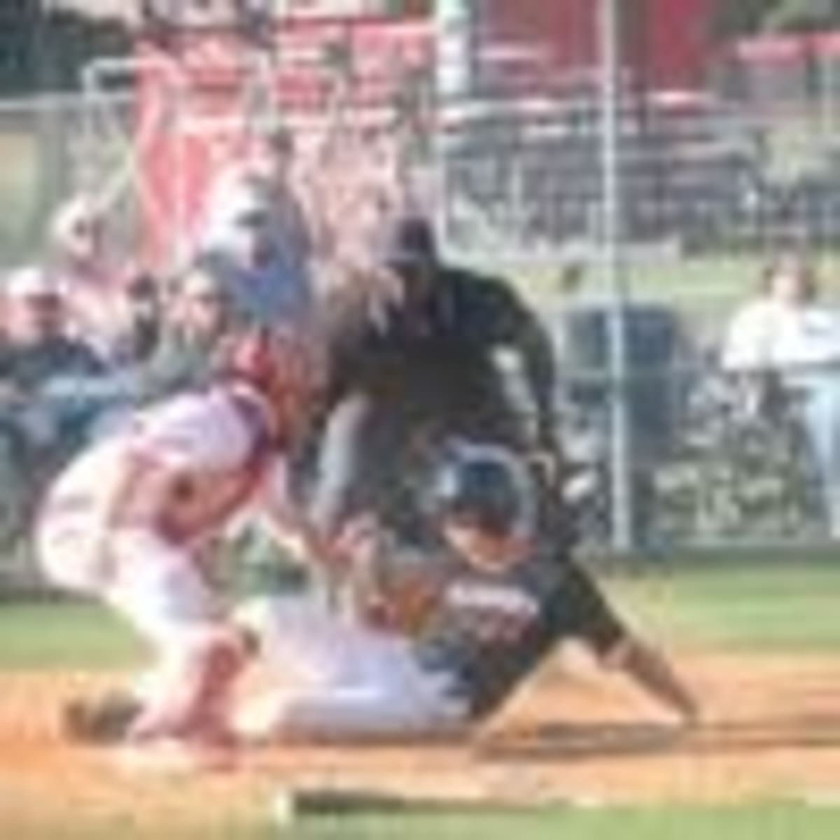 Arkansas Baseball Team Rallies From 8-0 Down to Win 10-9 - Image 2