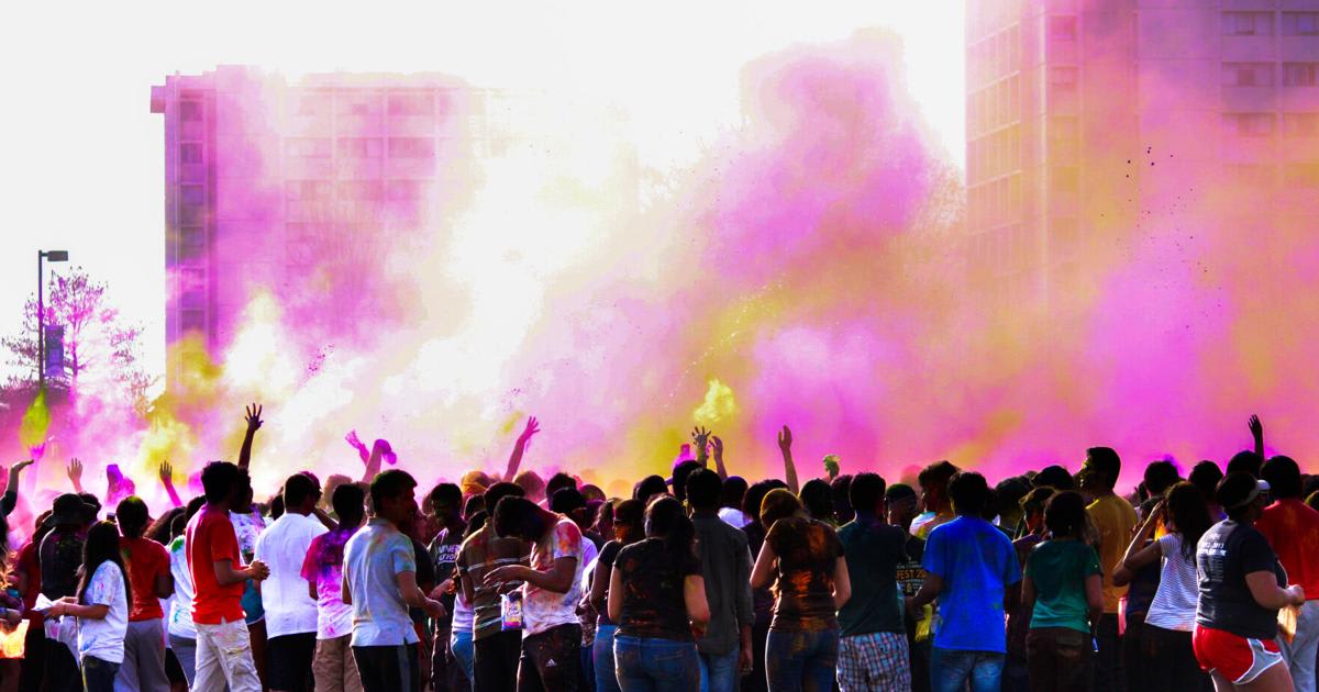 UNC Charlotte's Holi Brings 200 Students Together
