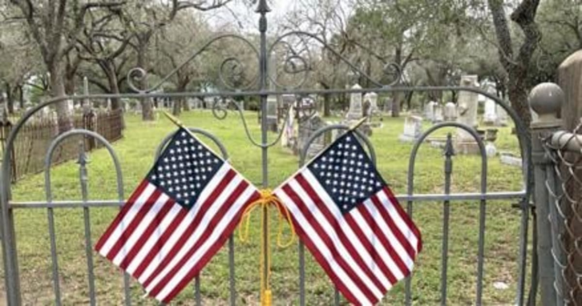 Texas Town Seeks Volunteers to Honor 75 Cemetery Veterans - Image 2