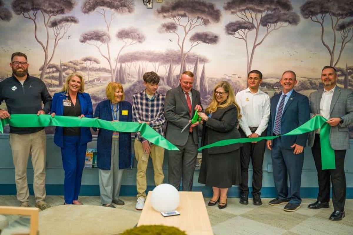 Florida High School Opens Wellness Room for Mental Health - Image 4