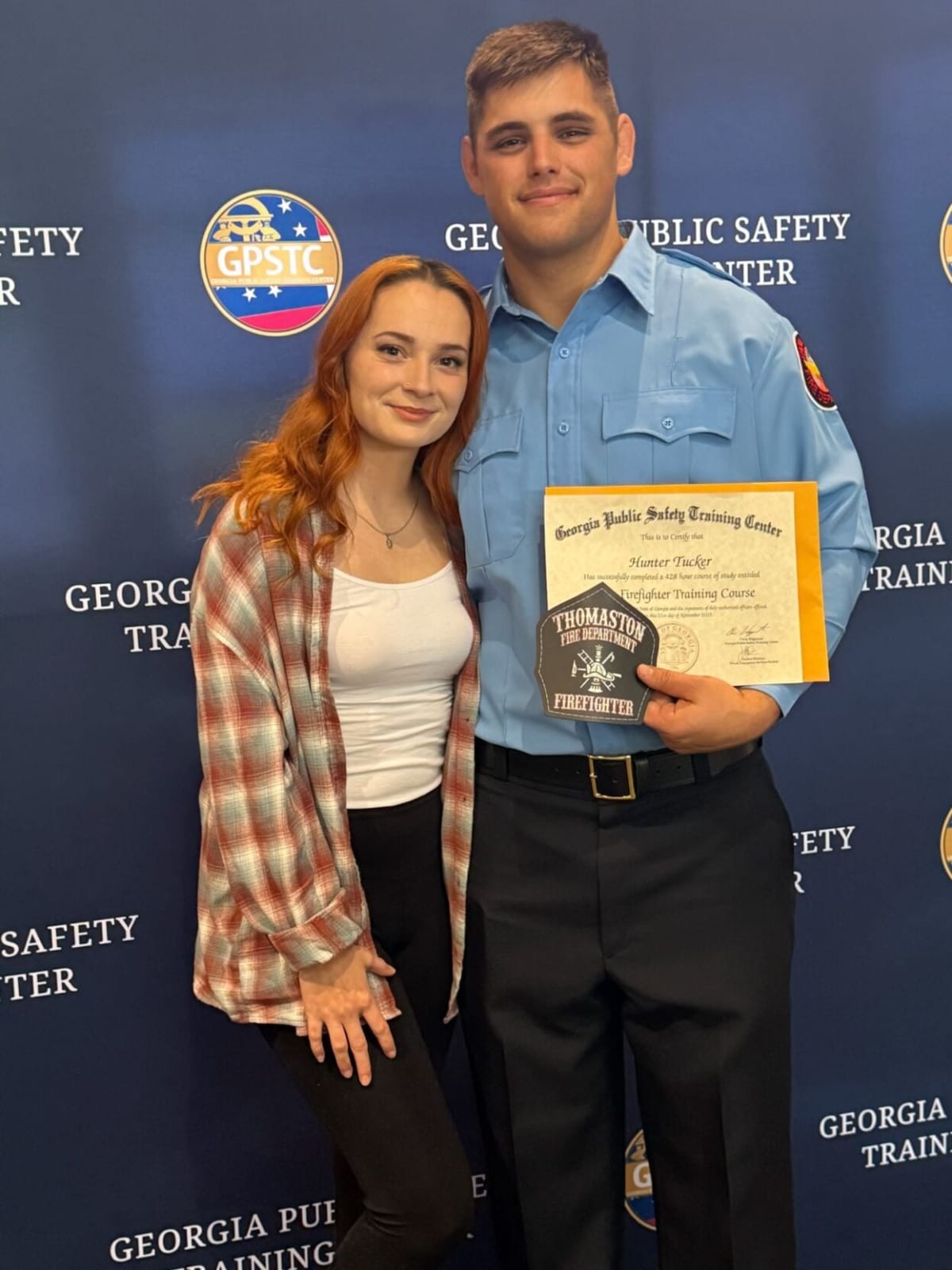 Firefighter Saves Drowning Child on Beach Vacation - Image 3