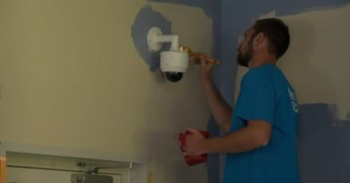 50 Duke Energy Volunteers Transform Terre Haute Animal Shelter - Image 2