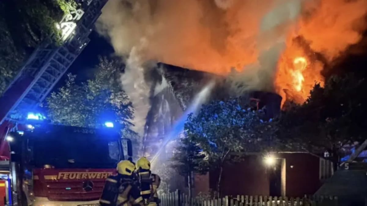 Firefighter Saves 7 Neighbors From Burning German Home