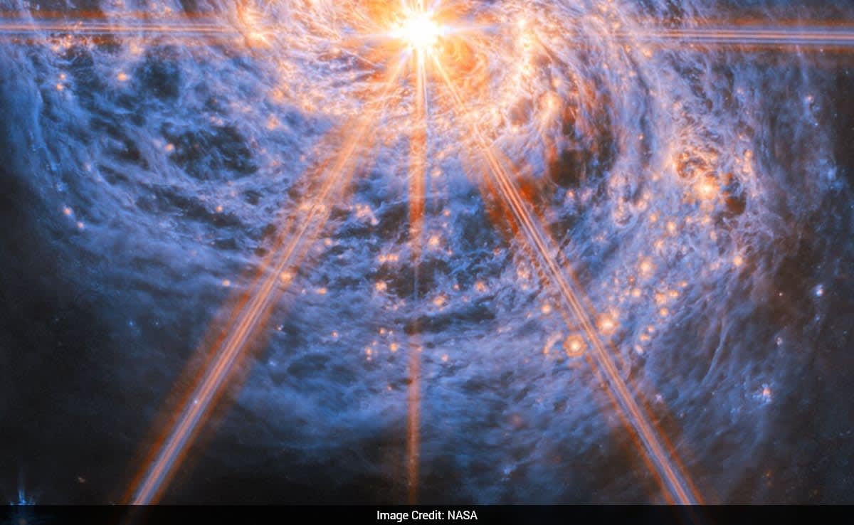 Webb Telescope Reveals Stunning View of Squid Galaxy