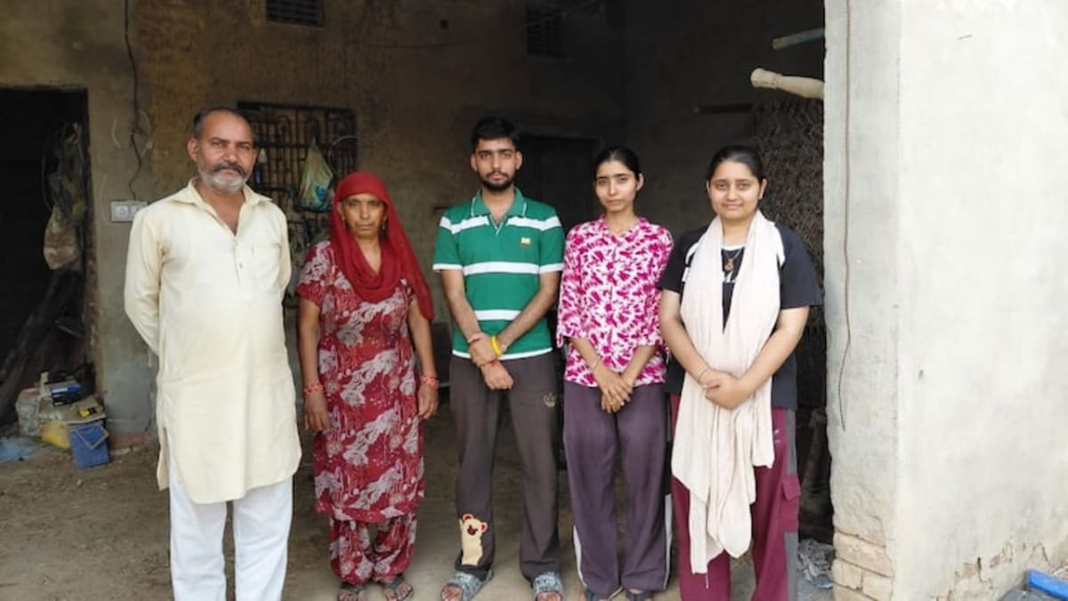 Auto Driver's Son Aces India's Toughest Exam From Storeroom - Image 2