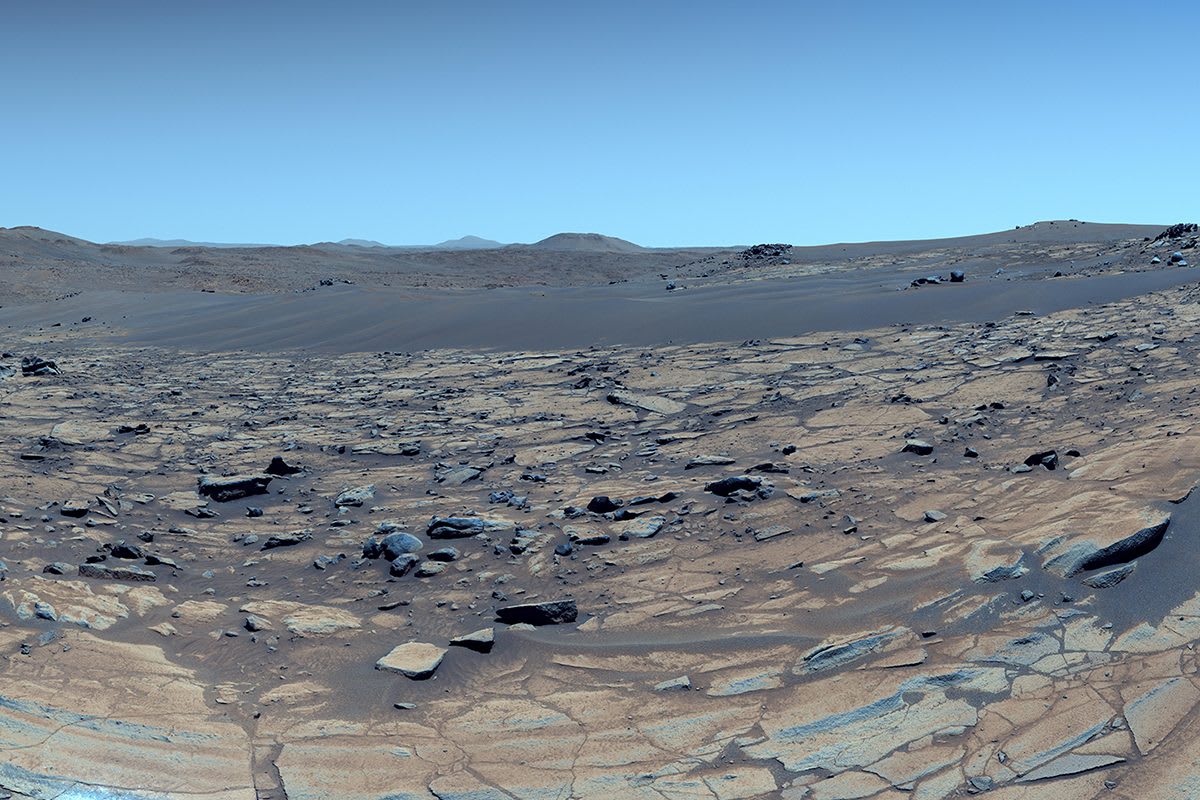 NASA Rover Captures Sharpest Mars View Ever
