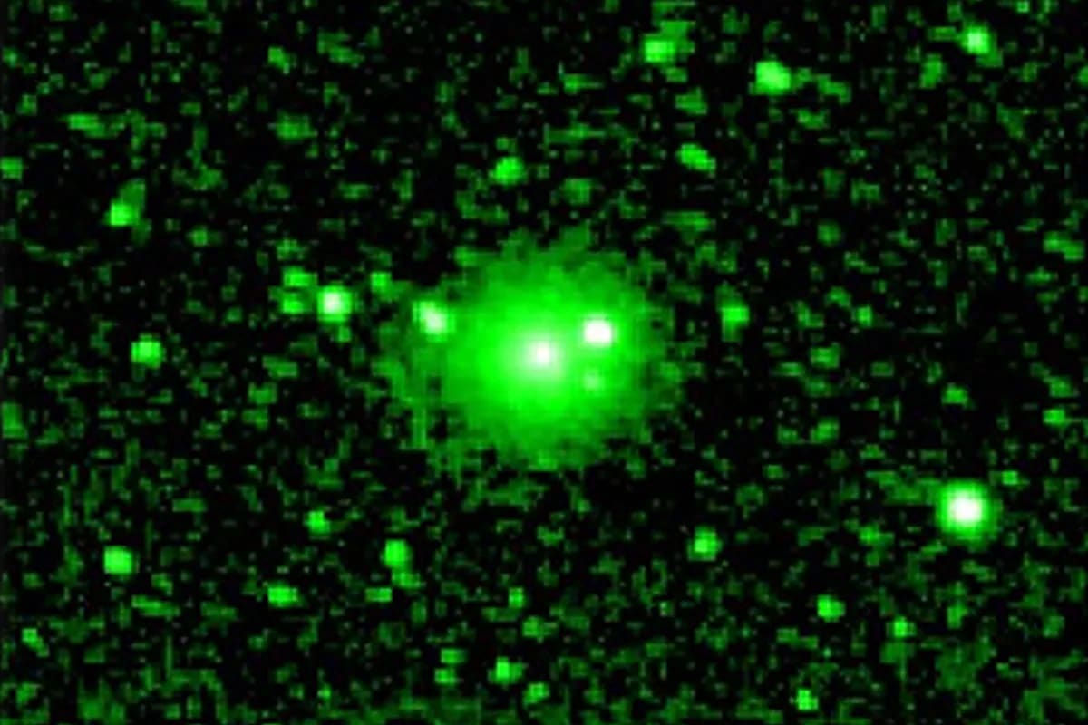 Webb Telescope Finds 10 Billion-Year-Old Interstellar Comet - Image 2