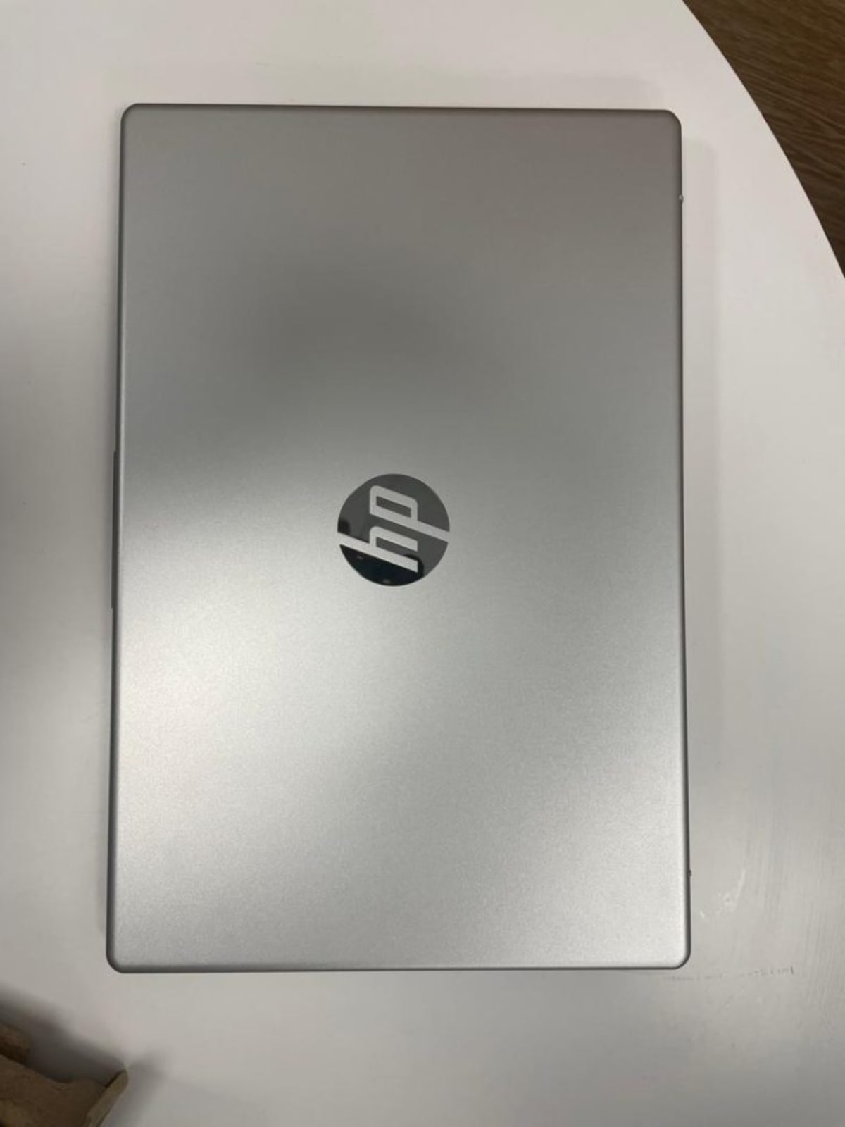 Teen Gets Laptop After Never Using Computer Before Exam - Image 2