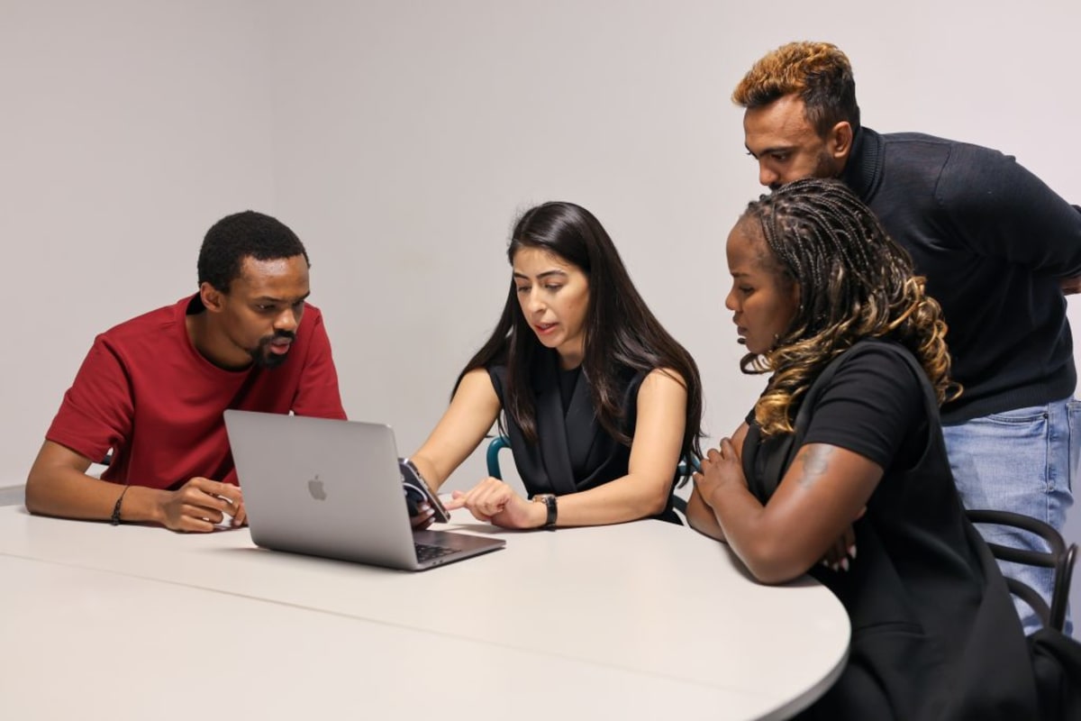 Ex-BlackRock Manager Brings Wall Street Investing to Kenya - Image 2