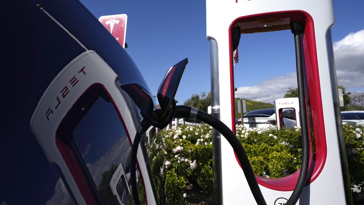 California's $3,500 EV Rebates Now Live for First-Time Buyers - Image 2