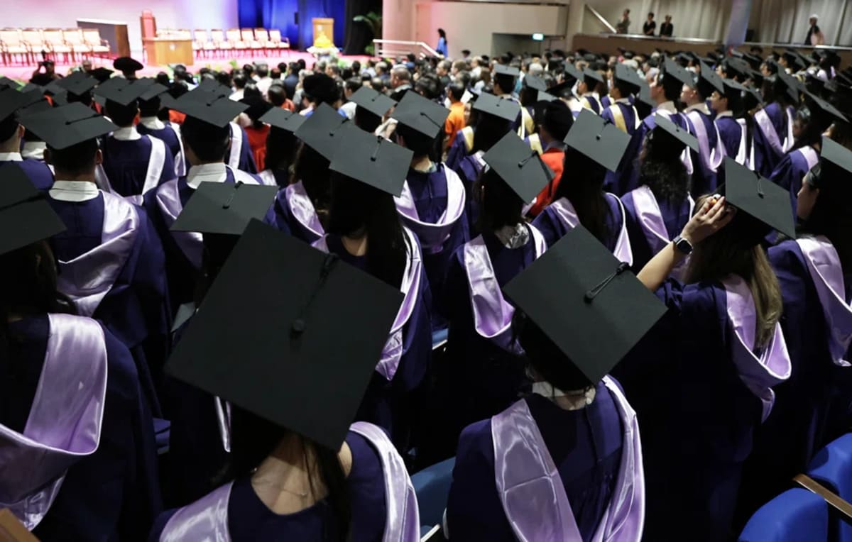 Singapore AI Boom Creates 200+ Jobs Despite Grad Hurdles - Image 3
